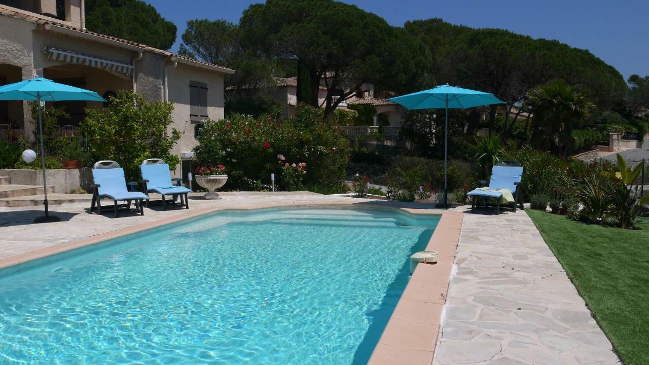 Grand Appartement Dans Maison Avec Piscine Privee Frejus Luaran gambar